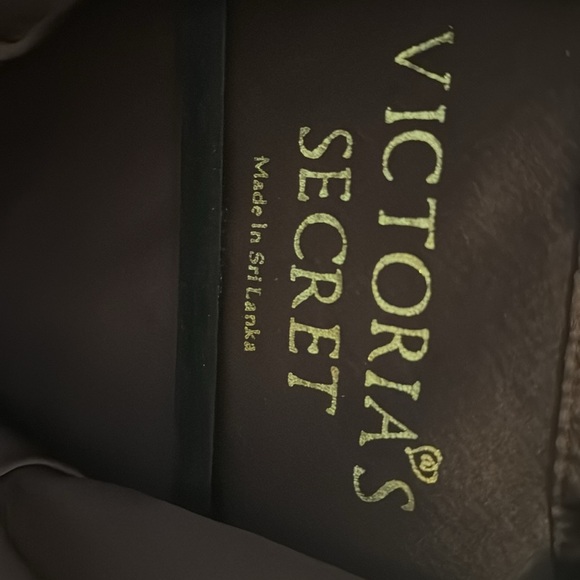 Victoria’s Secret Brown pajama top - Picture 2 of 8